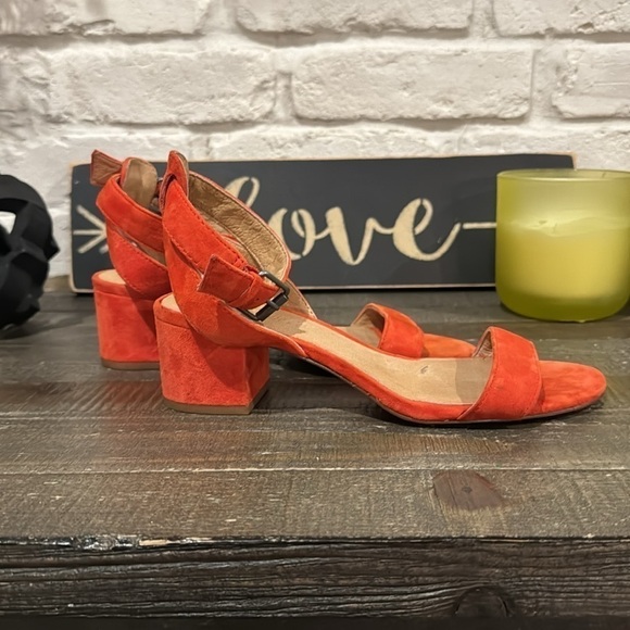 Madewell suede block heels - Picture 4 of 9